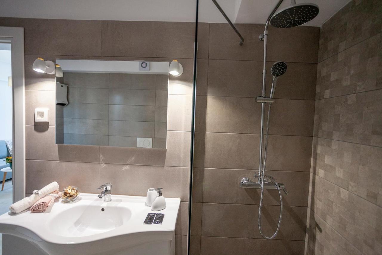Attalos Luxury Flat Psyrri Square Athen Eksteriør billede